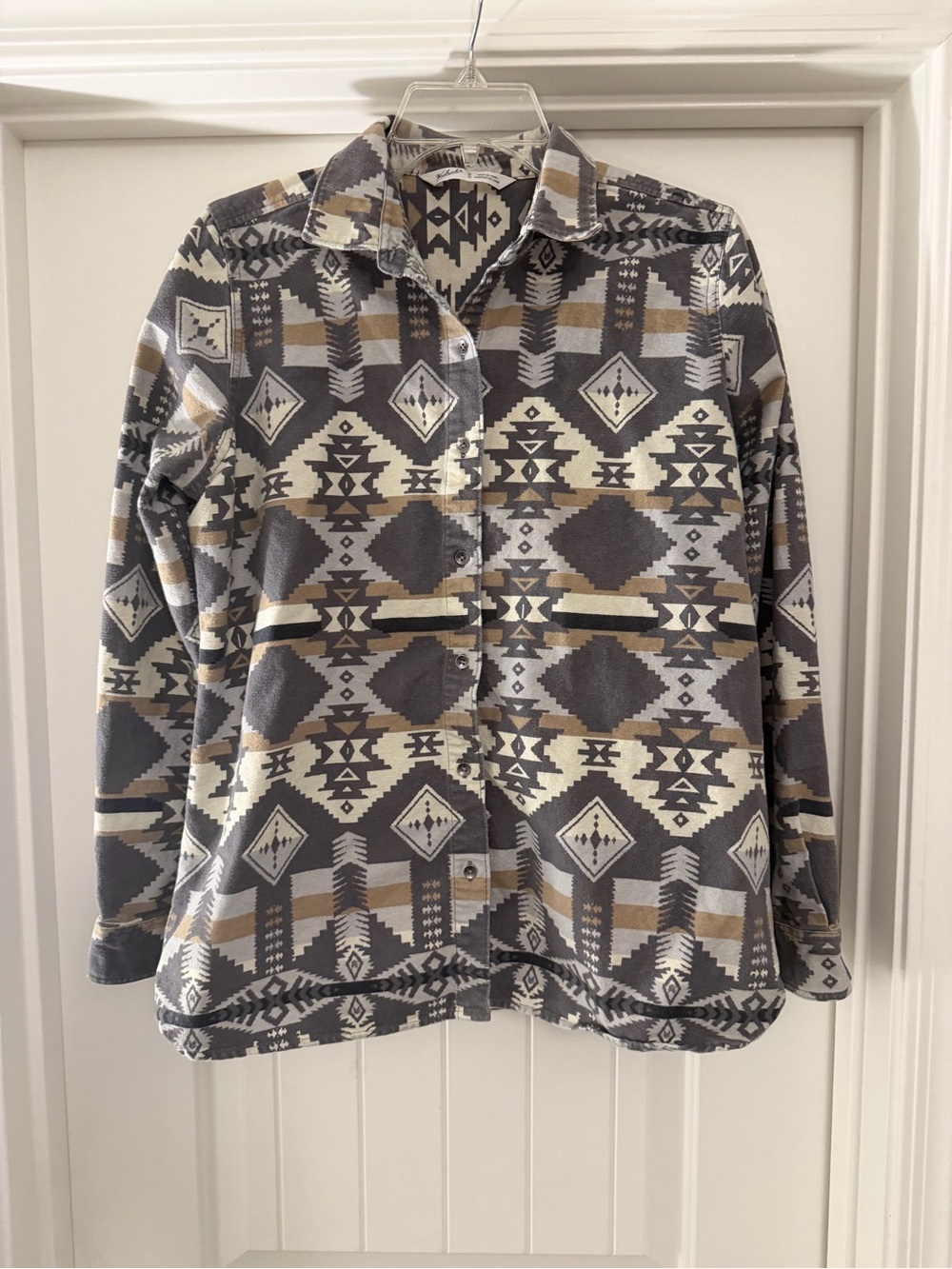Vintage 90s Woolrich Womens Flannel Button down medium gray tan southwestern